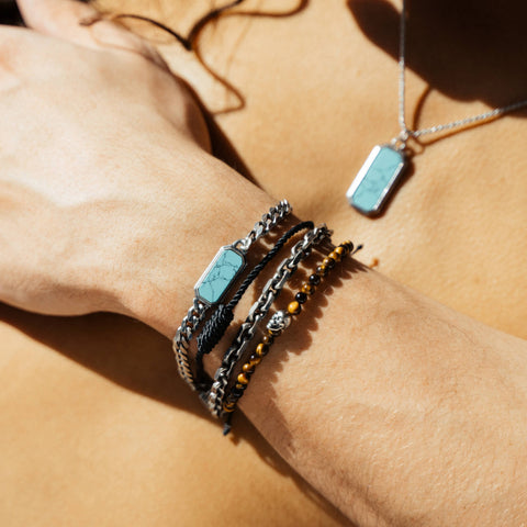 Pulseira de corrente de moldura de prata esterlina com turquesa