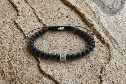 Turquoise Venetian Lion Bracelet with Black Onyx Beads