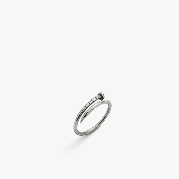 Ring that looks like a nail discount