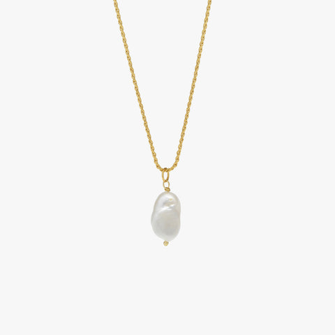 Gold Pearl Pendant Necklace